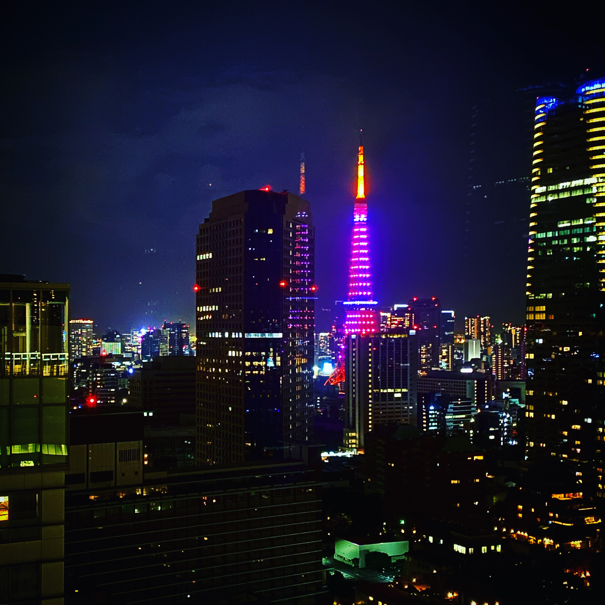 近況です 圧倒的に仕事が捗る ホテルステイ デキルヨ